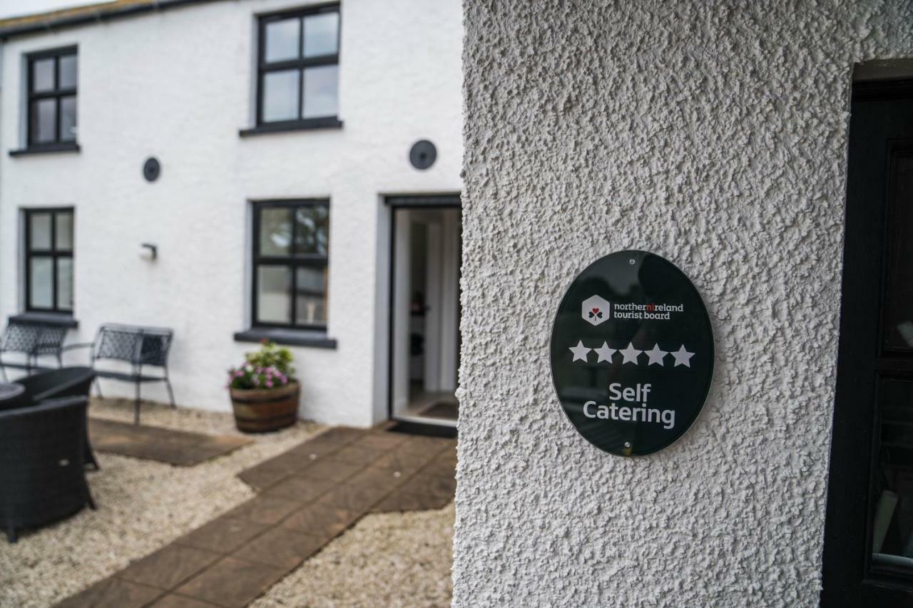 Bayview Farm Holiday Cottages Bushmills Dış mekan fotoğraf